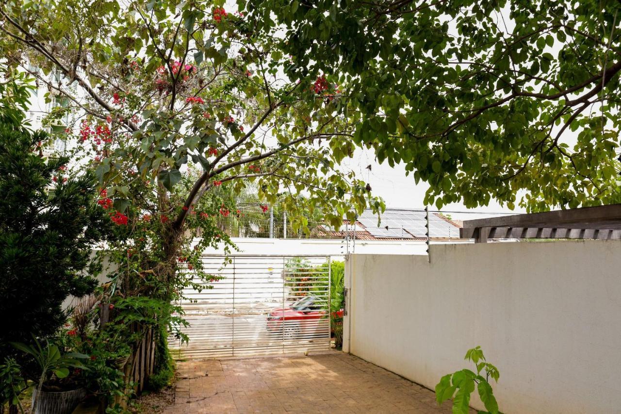 Hotel Pousada Dos Bosques - Refugio Urbano クイアバ エクステリア 写真