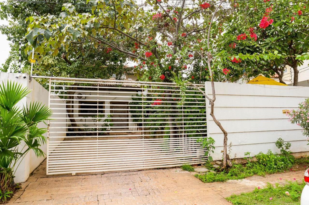 Hotel Pousada Dos Bosques - Refugio Urbano クイアバ エクステリア 写真