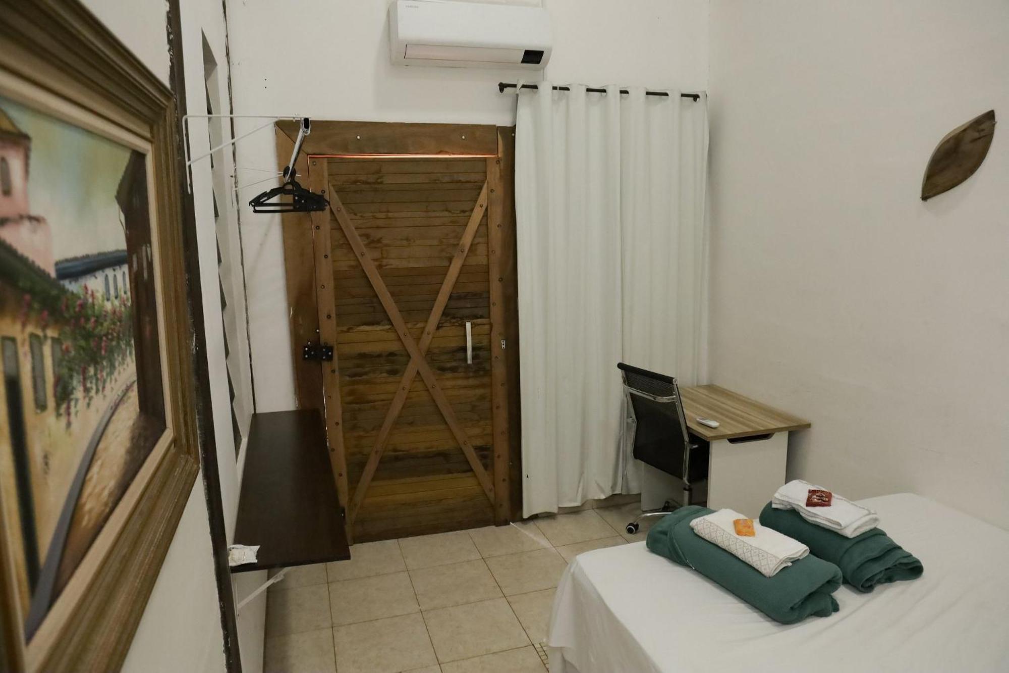 Hotel Pousada Dos Bosques - Refugio Urbano クイアバ エクステリア 写真