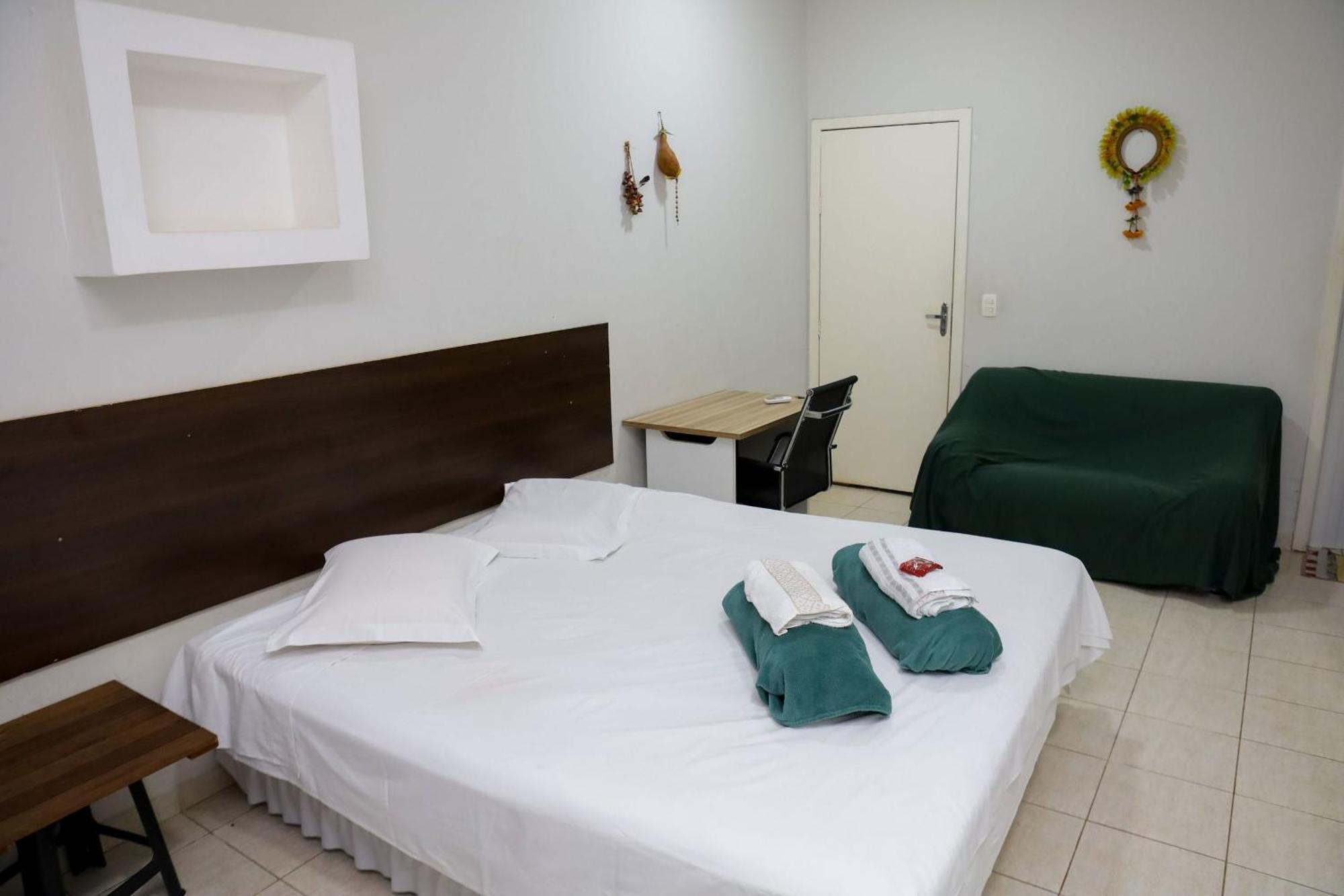 Hotel Pousada Dos Bosques - Refugio Urbano クイアバ エクステリア 写真