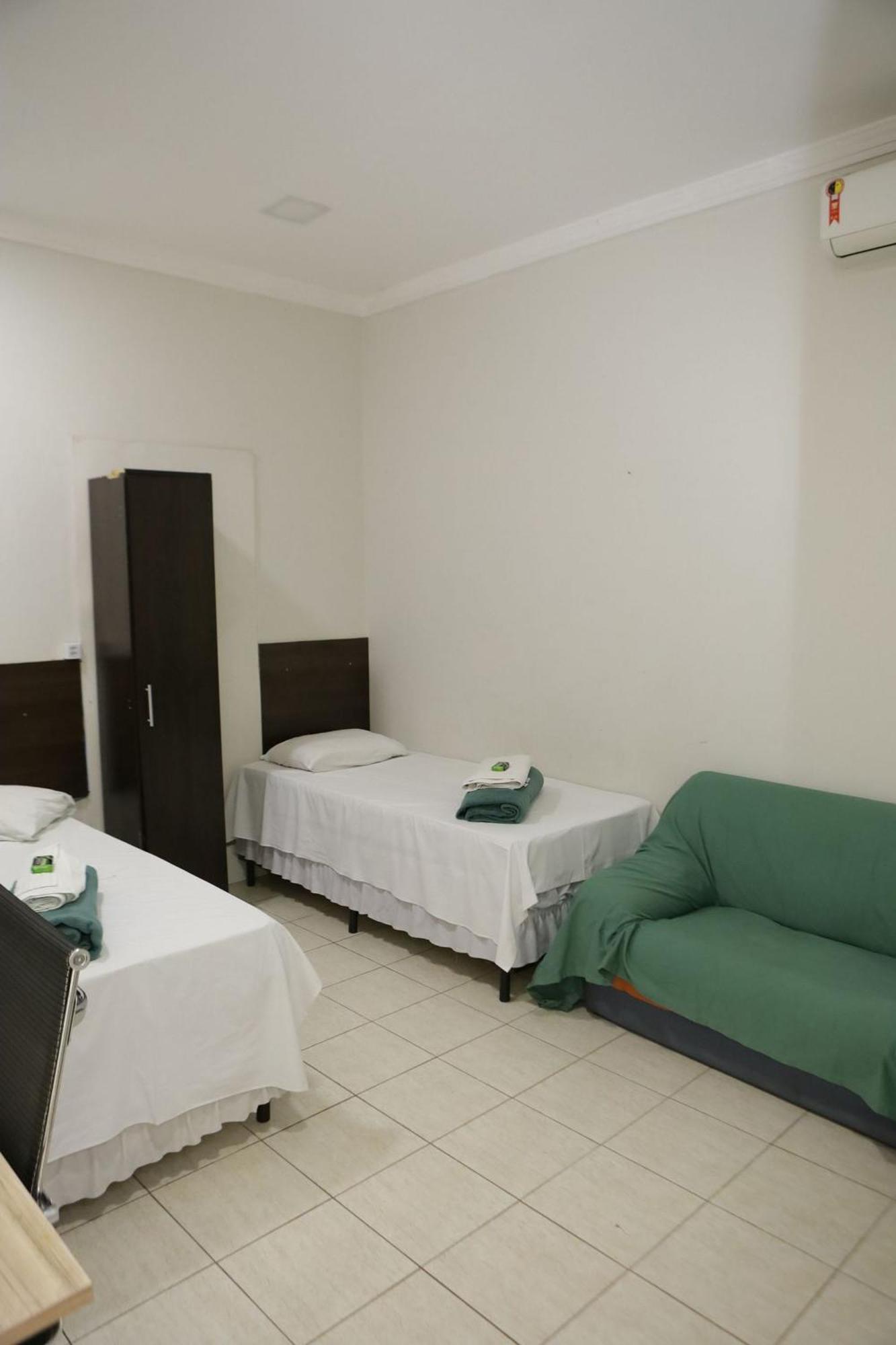 Hotel Pousada Dos Bosques - Refugio Urbano クイアバ エクステリア 写真